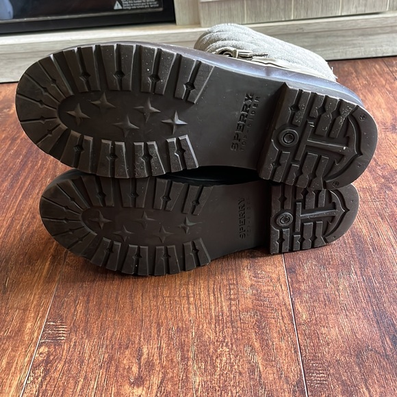 Sperry Walker Gray/Taupe Quilted Boots - Picture 7 of 9